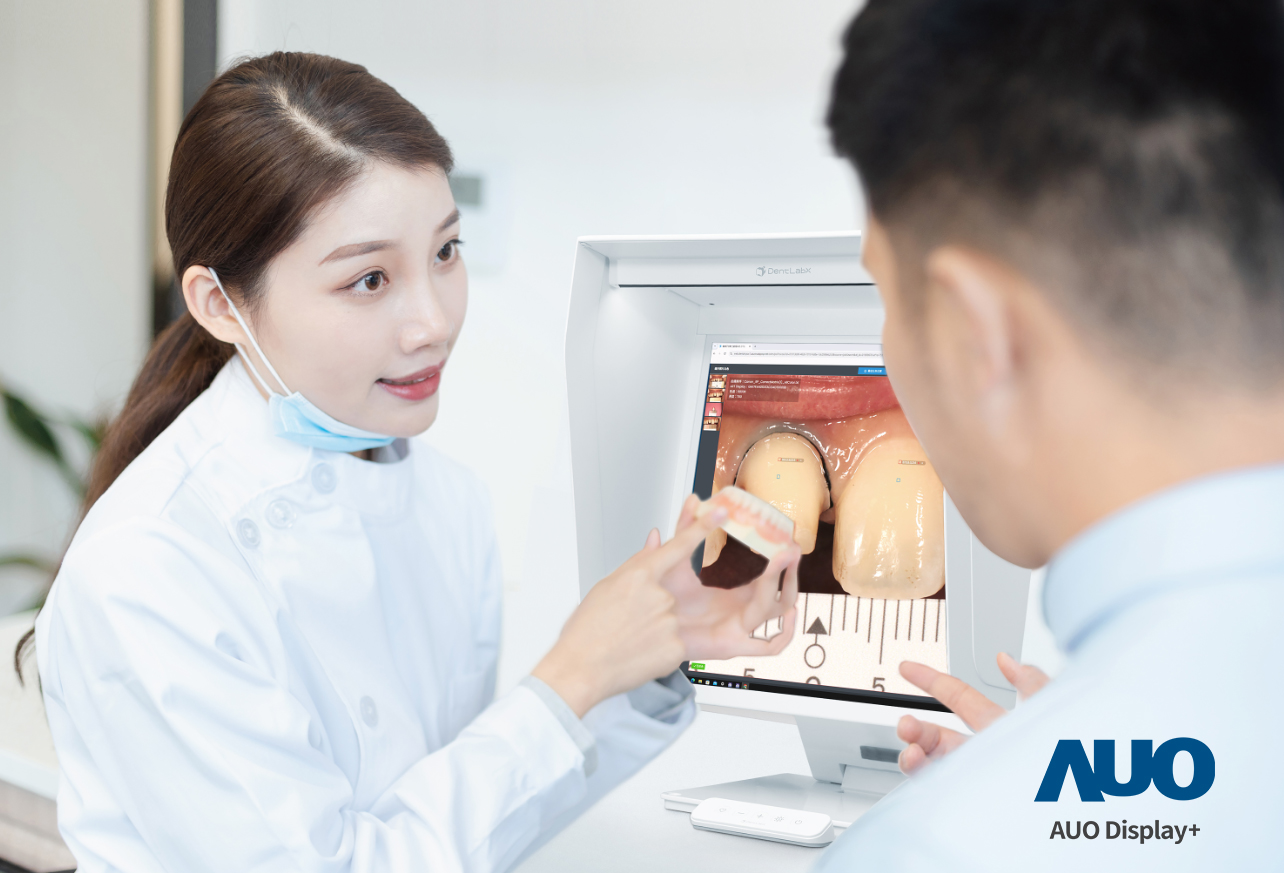 達擎積極投入牙科領域，瞄準牙技所數位轉型趨勢，與成軍滿周年的子公司原色口腔數位，展現智慧牙技整合方案的落地成果，加速推動牙科與假牙製作流程數位化